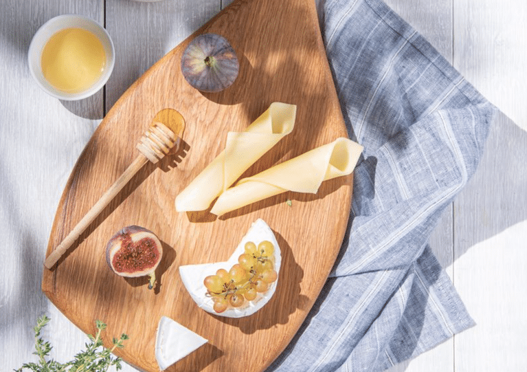 9 Warning Signs Your Cutting Board Is Contaminating Your Food