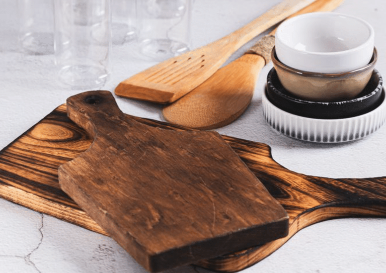 The Complete Wood Cutting Board Care Guide: Oiling, Cleaning & Storage